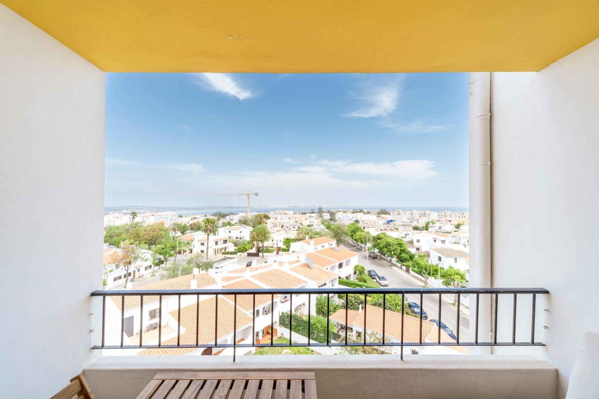 Torre Alta Apartments ลากอส ภายนอก รูปภาพ