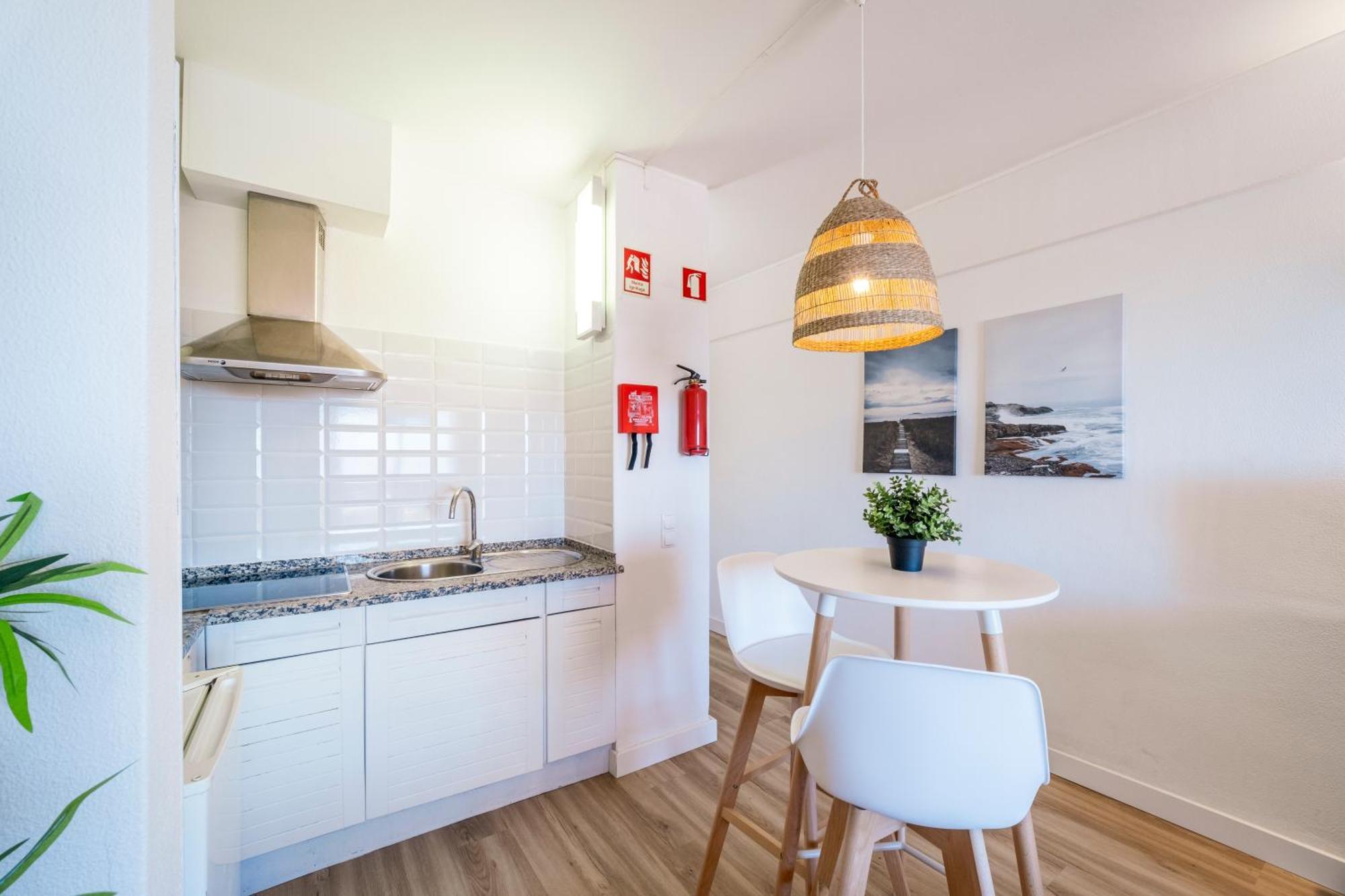 Torre Alta Apartments ลากอส ภายนอก รูปภาพ
